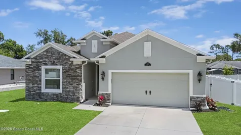 1518 Polynesian Lane Sebastian FL 32958