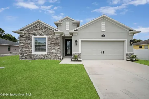 1518 Polynesian Lane Sebastian FL 32958