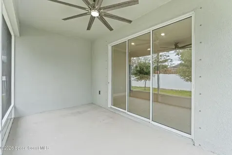 1518 Polynesian Lane Sebastian FL 32958