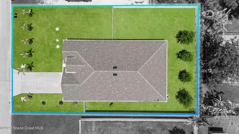 1518 Polynesian Lane Sebastian FL 32958