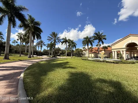 633 NW Whitfield Way Port St. Lucie FL 34986