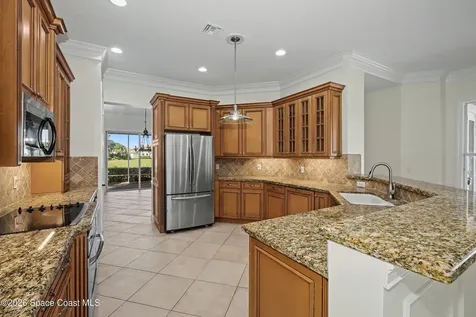 2158 Falls Circle Vero Beach FL 32967