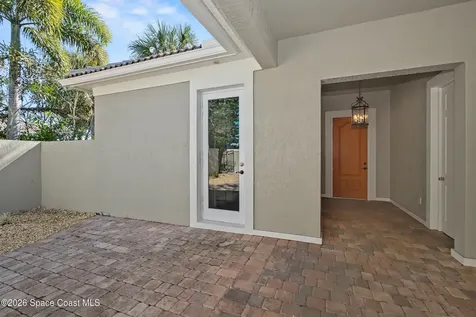 2158 Falls Circle Vero Beach FL 32967
