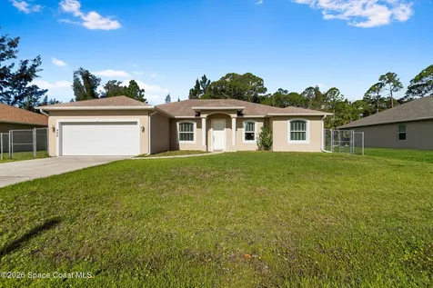 486 Avocado Road NW Palm Bay FL 32907