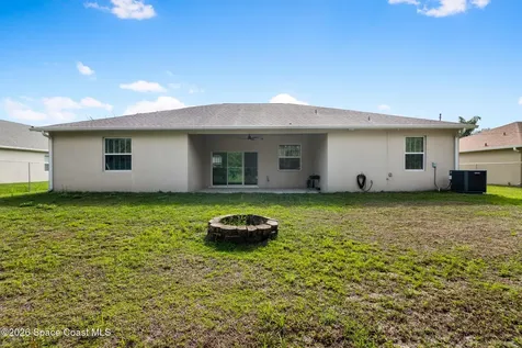 486 Avocado Road NW Palm Bay FL 32907