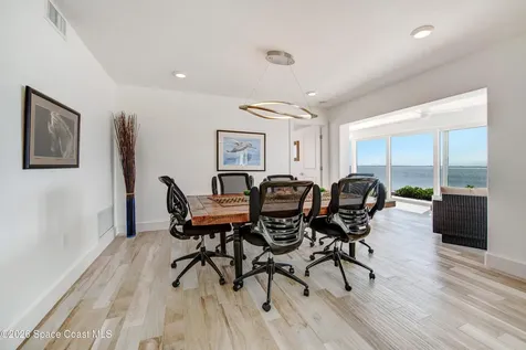 93 W Bay Drive Cocoa Beach FL 32931