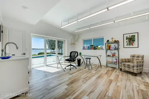 93 W Bay Drive Cocoa Beach FL 32931