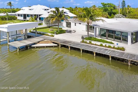 93 W Bay Drive Cocoa Beach FL 32931