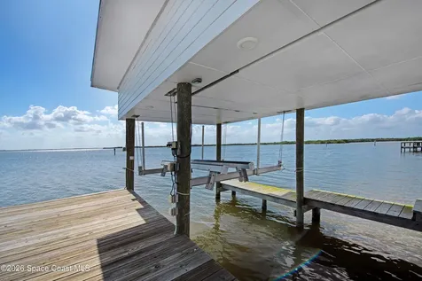 93 W Bay Drive Cocoa Beach FL 32931