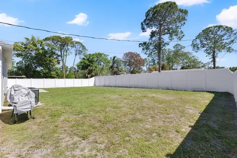 634 Brickell Street SE Palm Bay FL 32909