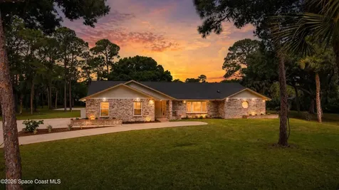 4020 Adams Lane Grant-valkaria FL 32950