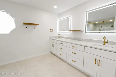 4020 Adams Lane Grant-valkaria FL 32950