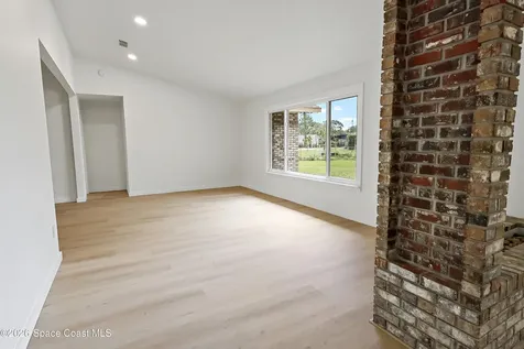 4020 Adams Lane Grant-valkaria FL 32950