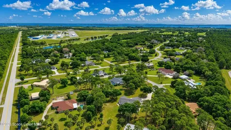 4020 Adams Lane Grant-valkaria FL 32950