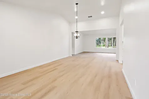 4020 Adams Lane Grant-valkaria FL 32950