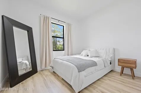 700 Cornelia Avenue SE Palm Bay FL 32909