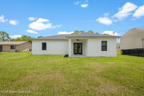 700 Cornelia Avenue SE Palm Bay FL 32909