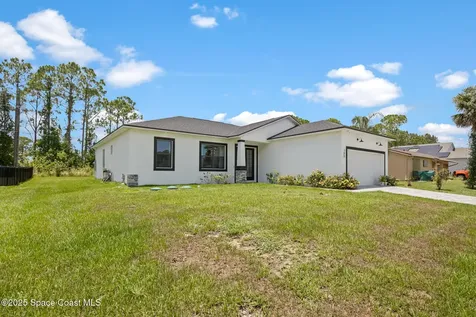 700 Cornelia Avenue SE Palm Bay FL 32909