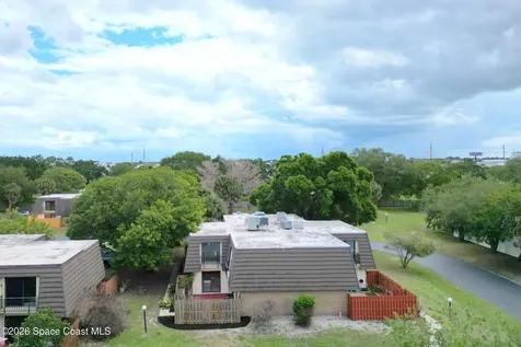 4014 Vista Oaks Circle NE Melbourne FL 32905