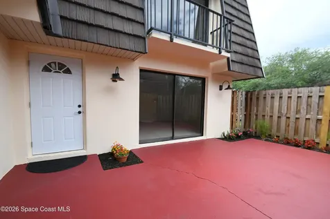 4014 Vista Oaks Circle NE Melbourne FL 32905