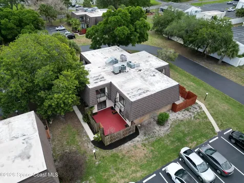 4014 Vista Oaks Circle NE Melbourne FL 32905
