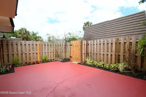 4014 Vista Oaks Circle NE Melbourne FL 32905
