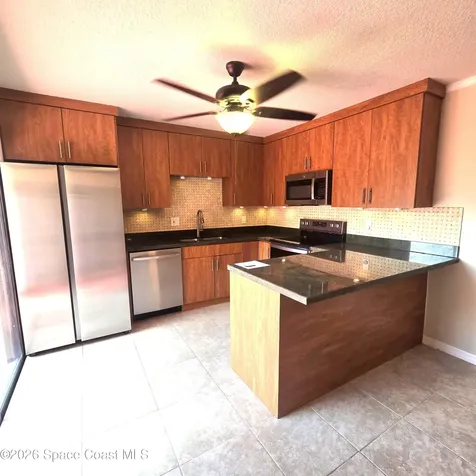 4014 Vista Oaks Circle NE Melbourne FL 32905
