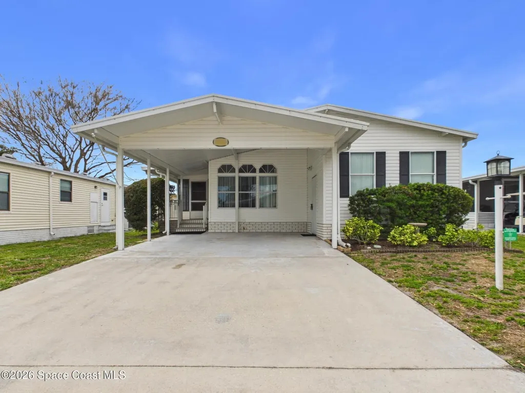 573 Dolphin Circle Barefoot Bay FL 32976