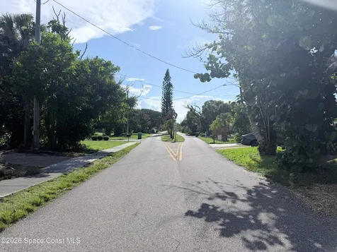 702 Oak Street Melbourne Beach FL 32951