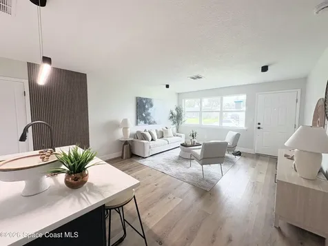 520 Buckingham Avenue Melbourne FL 32935