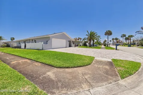515 Royal Palm Boulevard Satellite Beach FL 32937