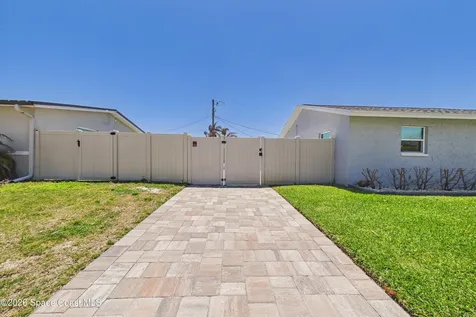 515 Royal Palm Boulevard Satellite Beach FL 32937