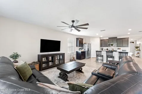 3120 Burrowing Owl Drive Mims FL 32754