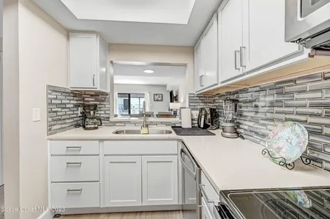 199 Florida A1a Unit C 207 Highway Satellite Beach FL 32937