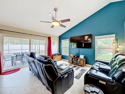 1001 Willa Drive Oviedo FL 32765