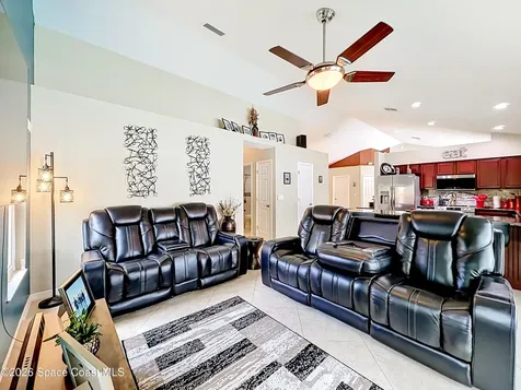 1001 Willa Drive Oviedo FL 32765