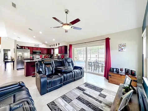 1001 Willa Drive Oviedo FL 32765