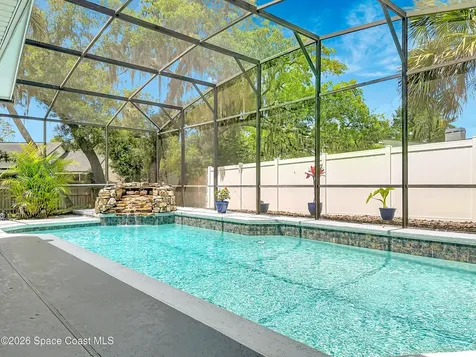 1001 Willa Drive Oviedo FL 32765