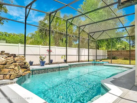 1001 Willa Drive Oviedo FL 32765