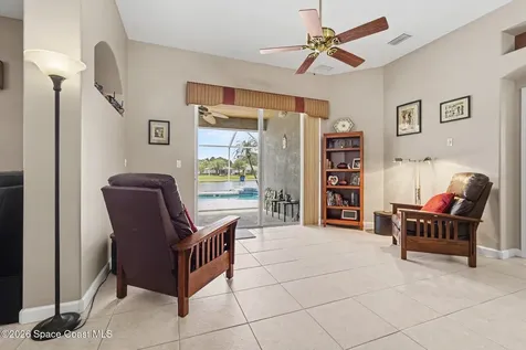 348 Gardendale Circle SE Palm Bay FL 32909
