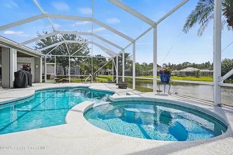 348 Gardendale Circle SE Palm Bay FL 32909