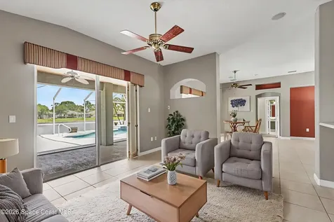348 Gardendale Circle SE Palm Bay FL 32909