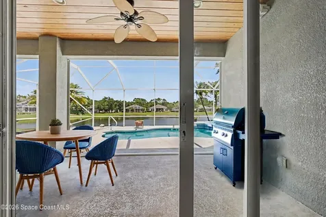 348 Gardendale Circle SE Palm Bay FL 32909
