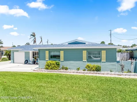 914 Bluewater Drive Indian Harbour Beach FL 32937