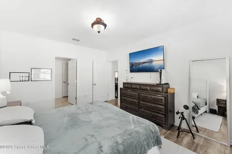 202 Alamere Drive SW Palm Bay FL 32908