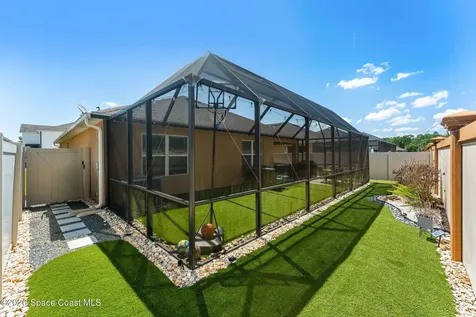 202 Alamere Drive SW Palm Bay FL 32908