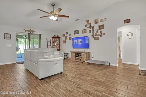 595 Lang Road SW Palm Bay FL 32908