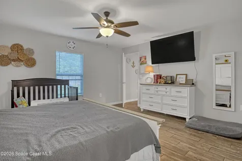 595 Lang Road SW Palm Bay FL 32908