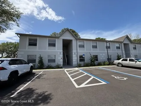 2913 Pinewood Drive NE Palm Bay FL 32905