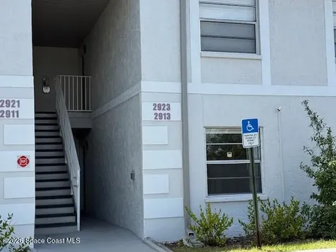 2913 Pinewood Drive NE Palm Bay FL 32905